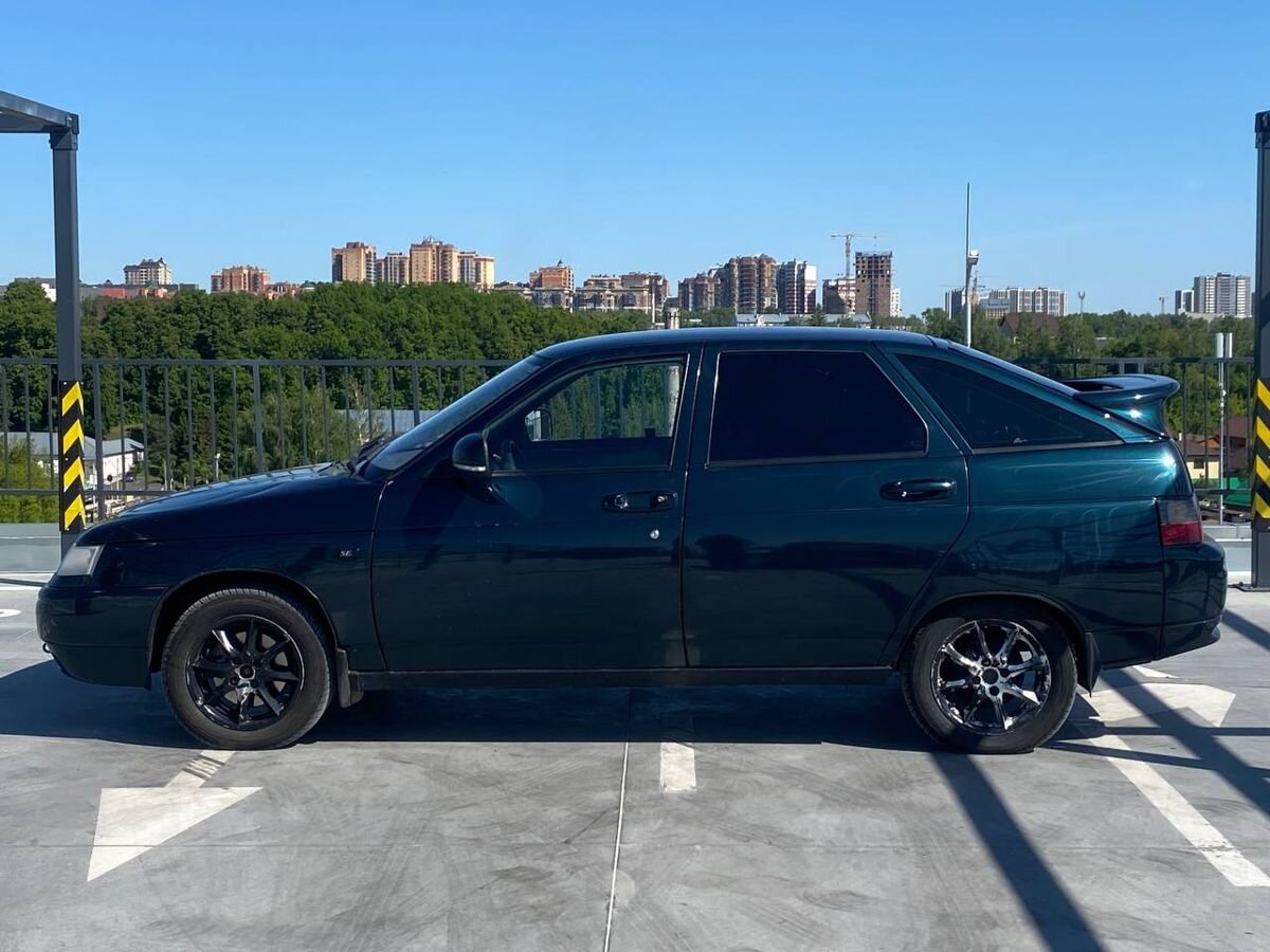car-image