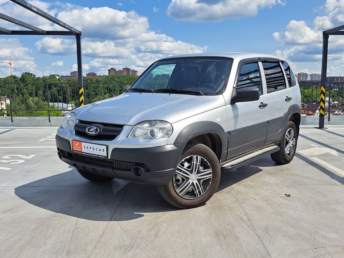 car-image