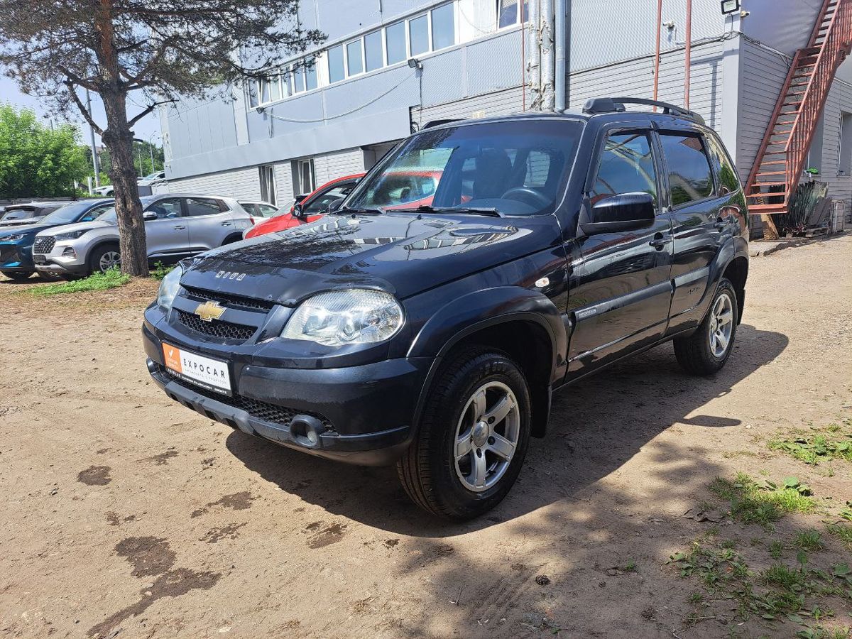 car-image