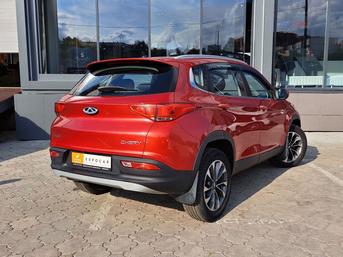 car-image