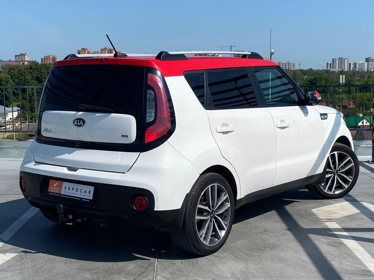 car-image