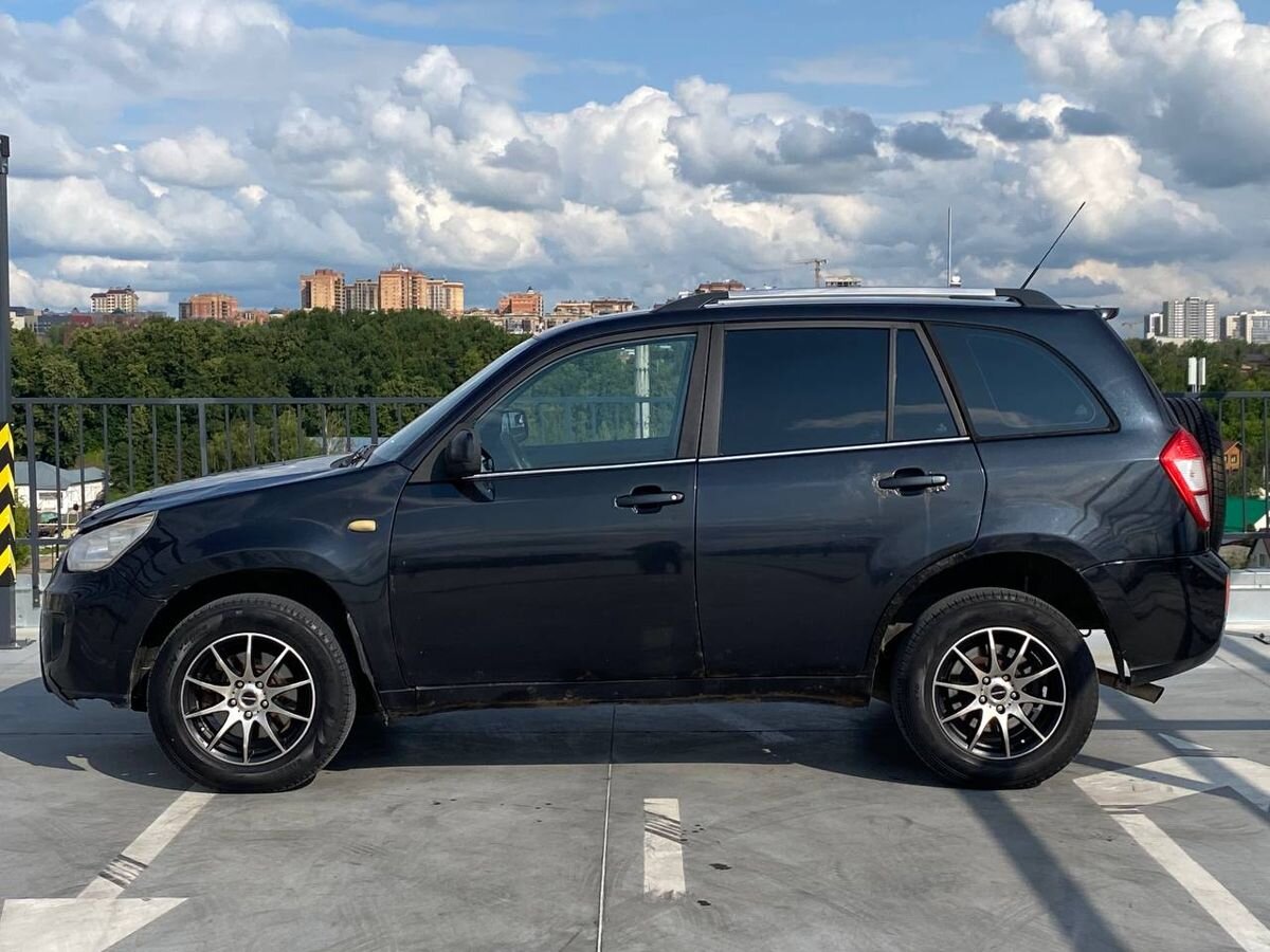 car-image