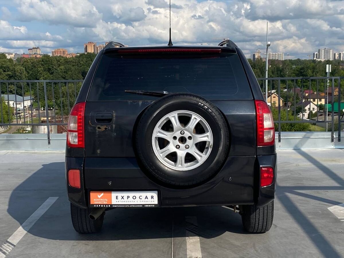 car-image