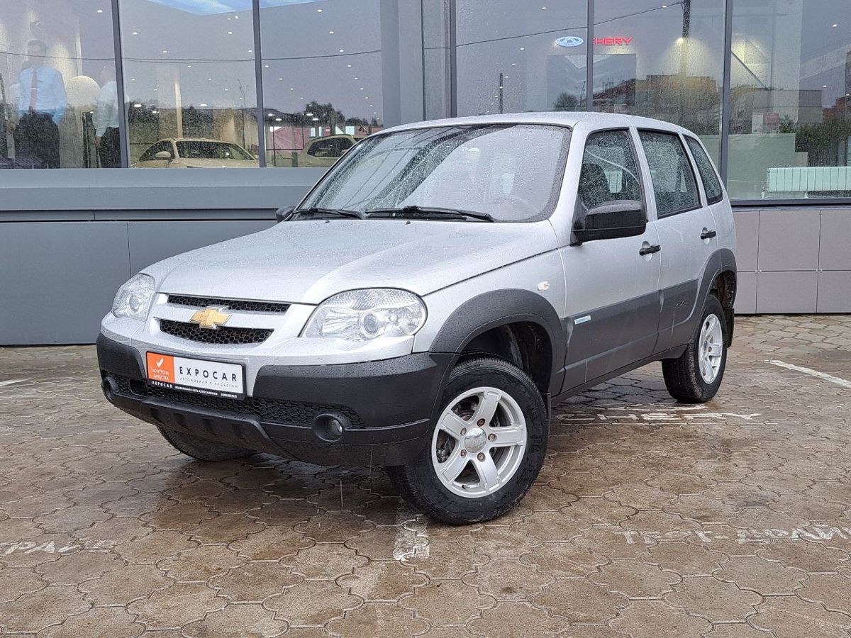 car-image