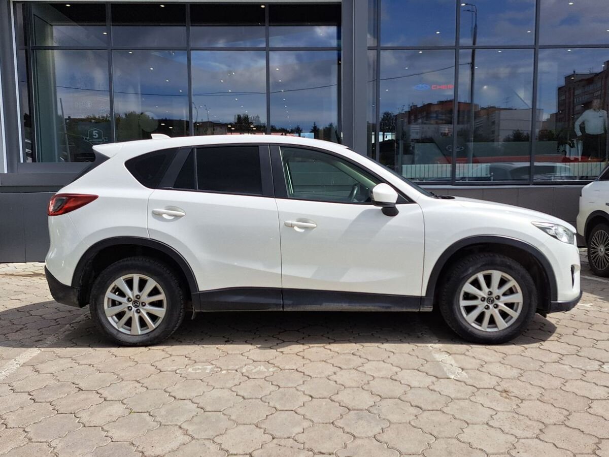 car-image