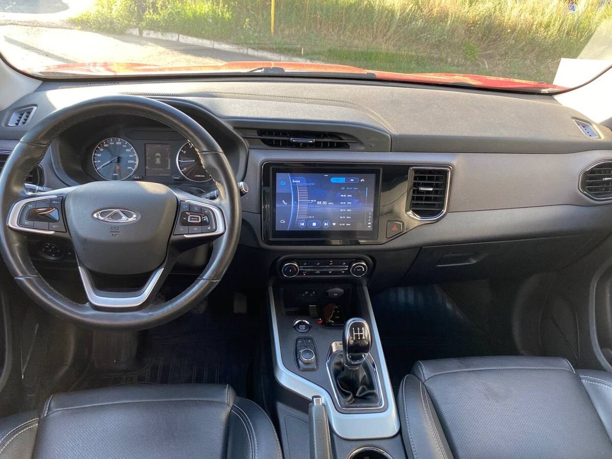 car-image