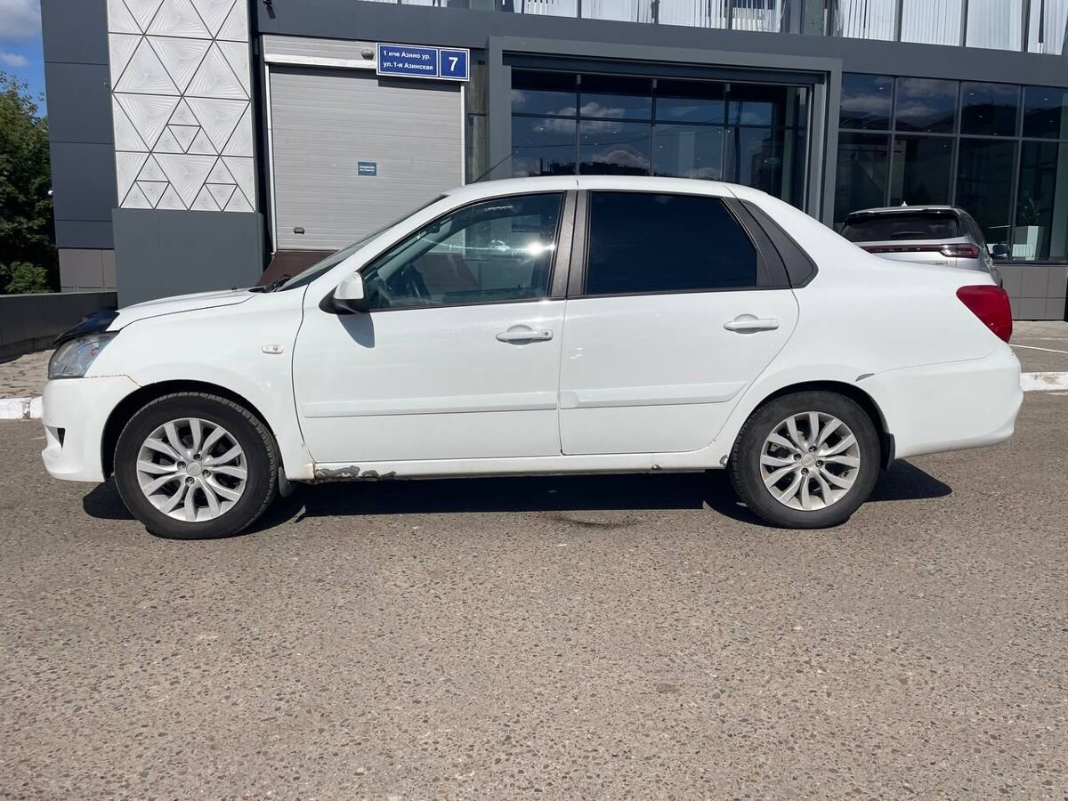 car-image