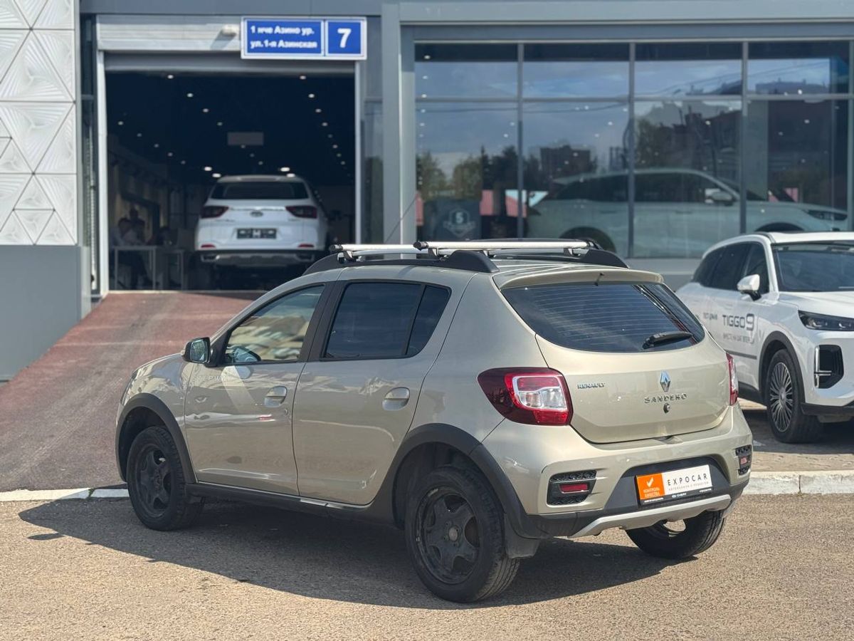 car-image