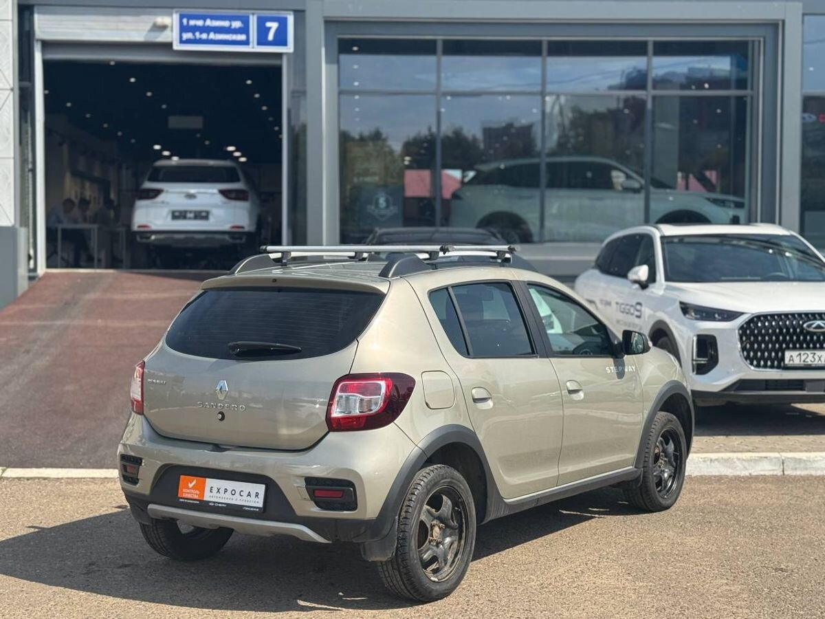 car-image