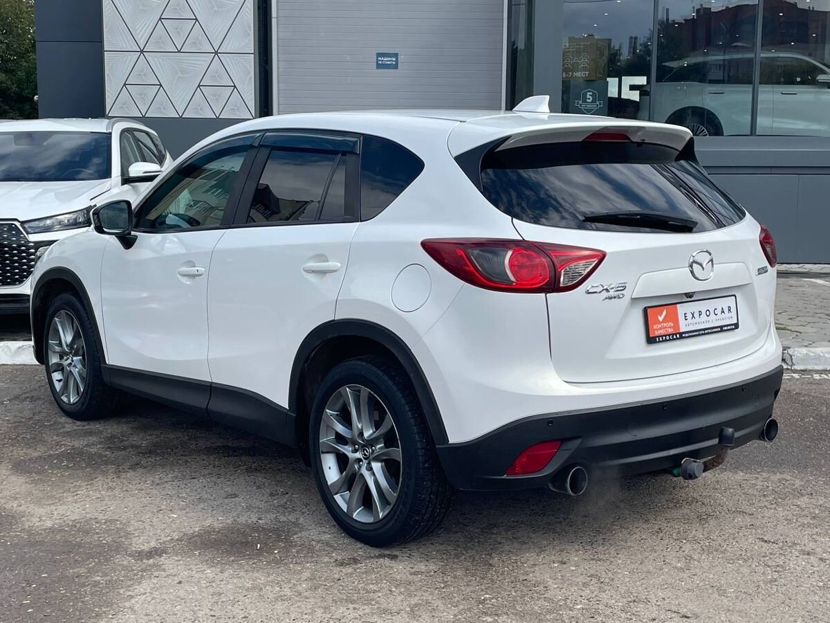 car-image