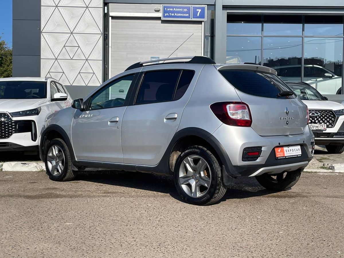 car-image