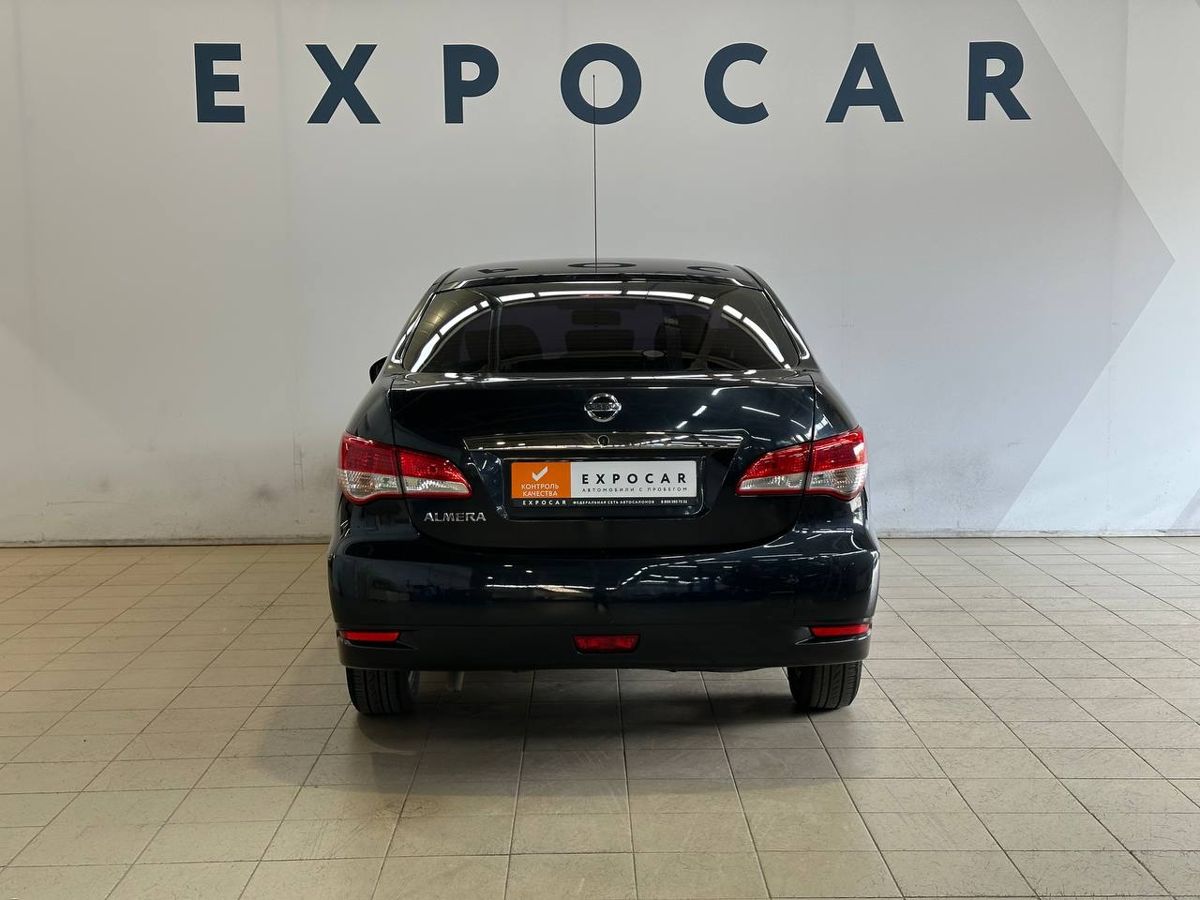 car-image