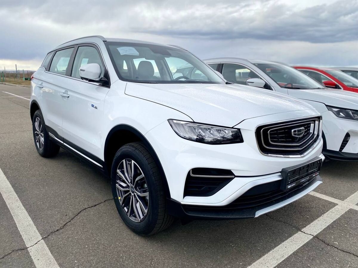 Geely Atlas Pro 2024 Робот Полный Бензин 1.5