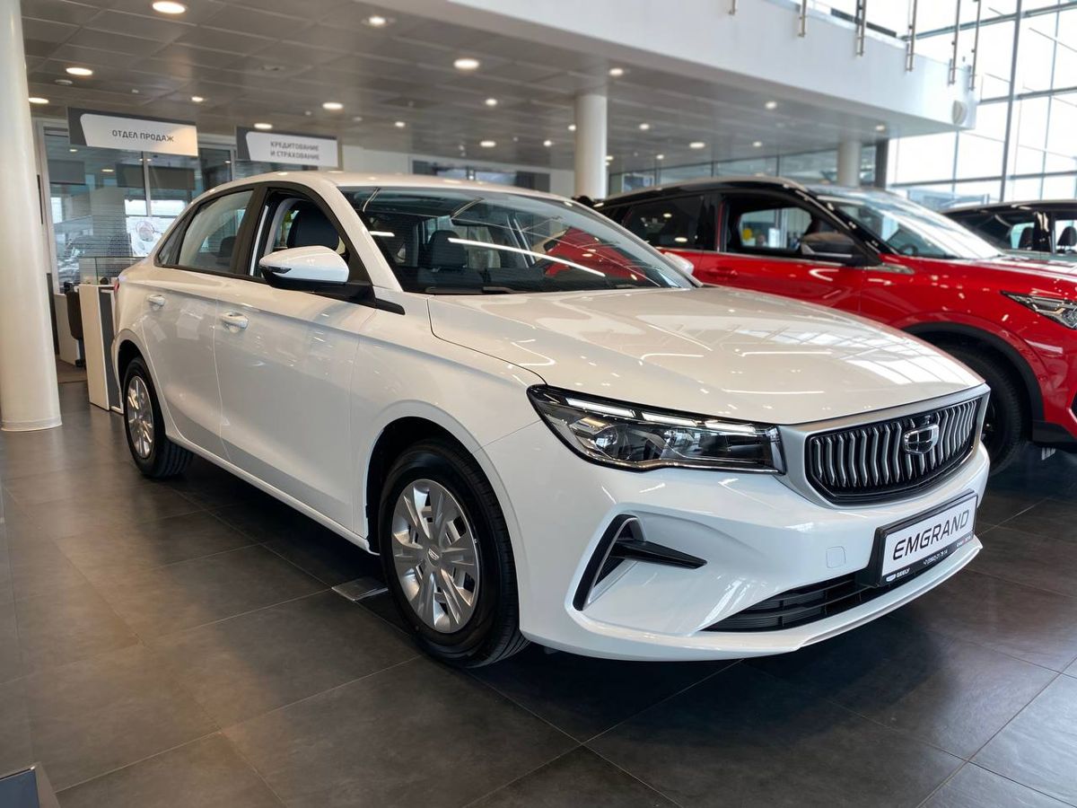 Geely Emgrand 2024 Механика Передний Бензин 1.5