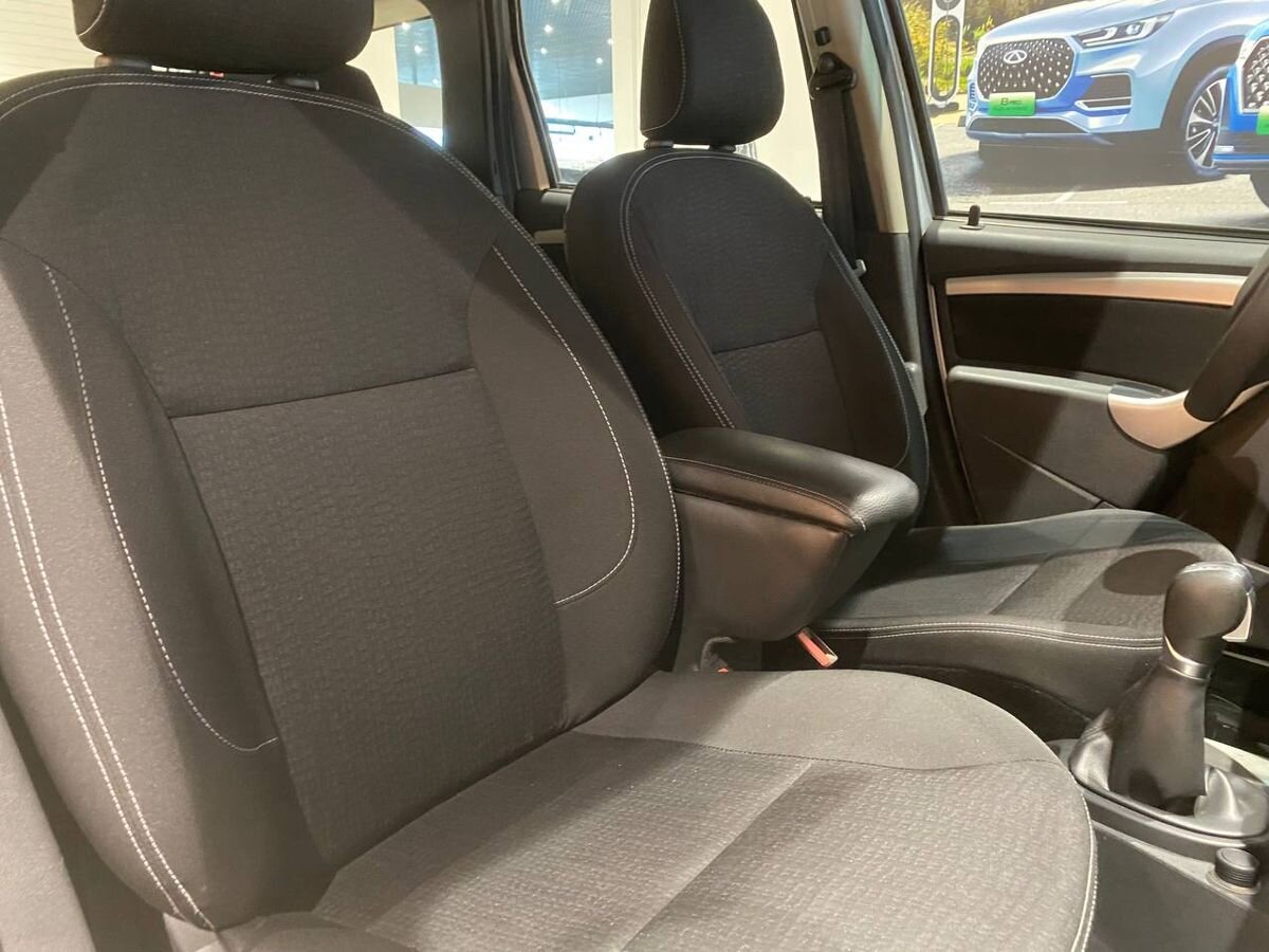 car-image