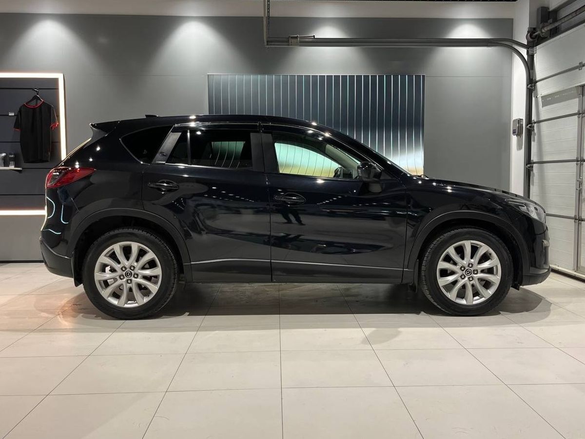 car-image