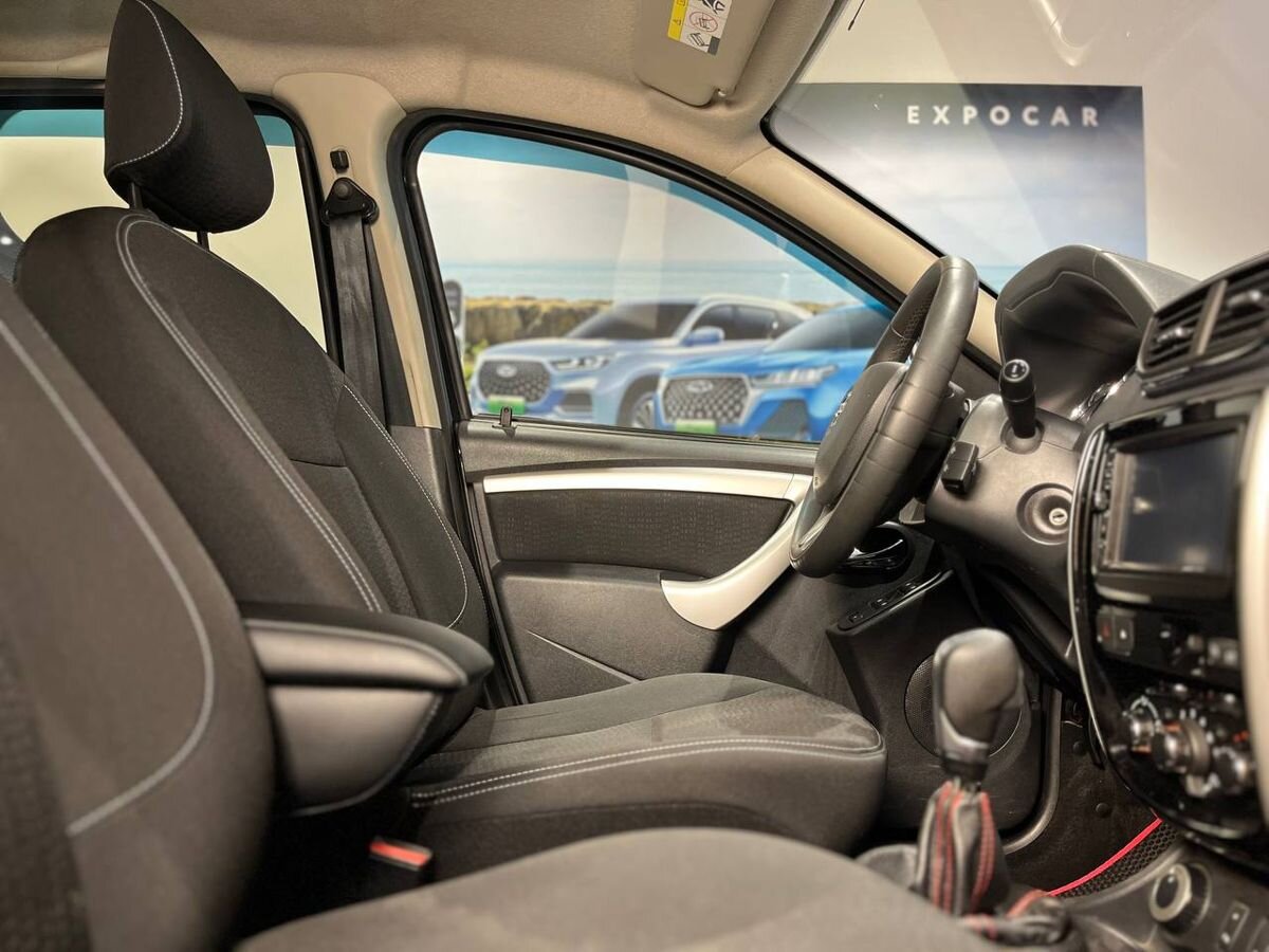 car-image