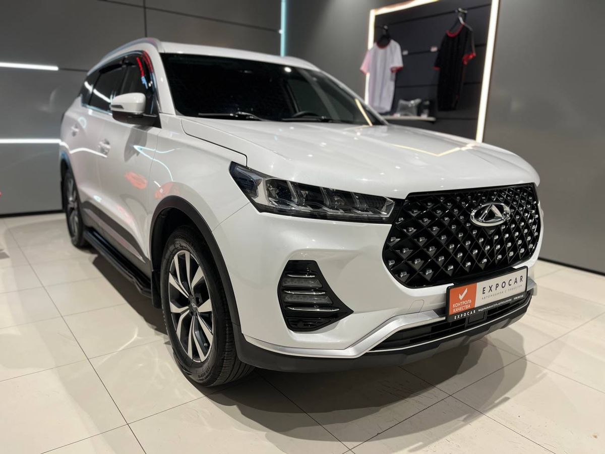 car-image