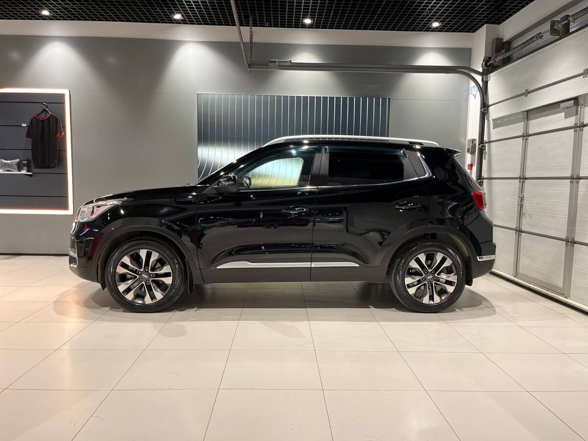 car-image