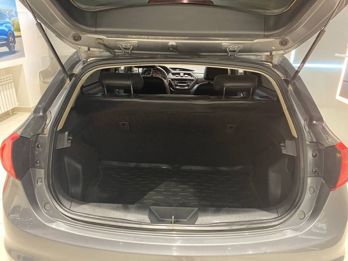 car-image