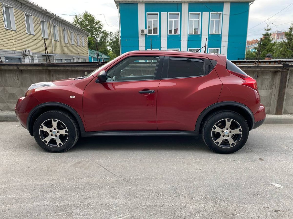 car-image
