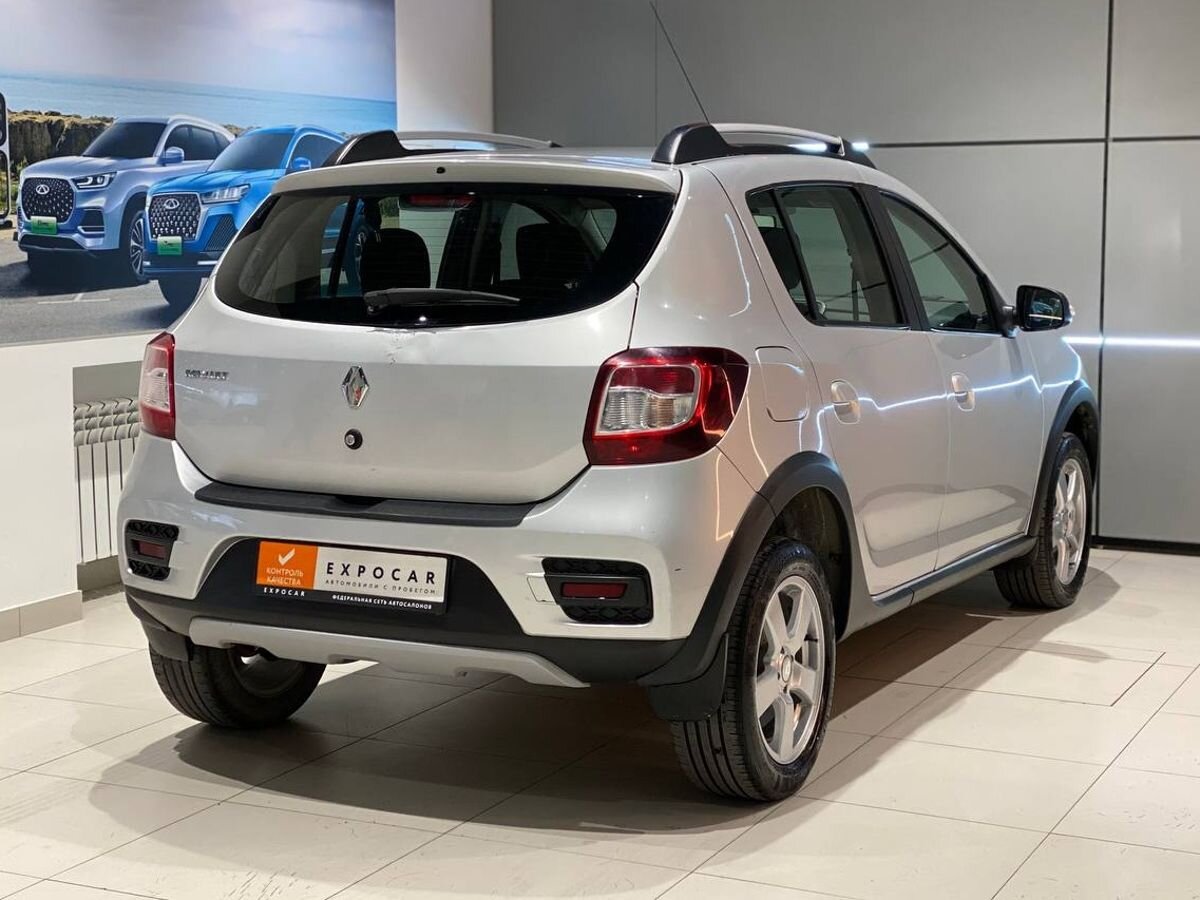 car-image