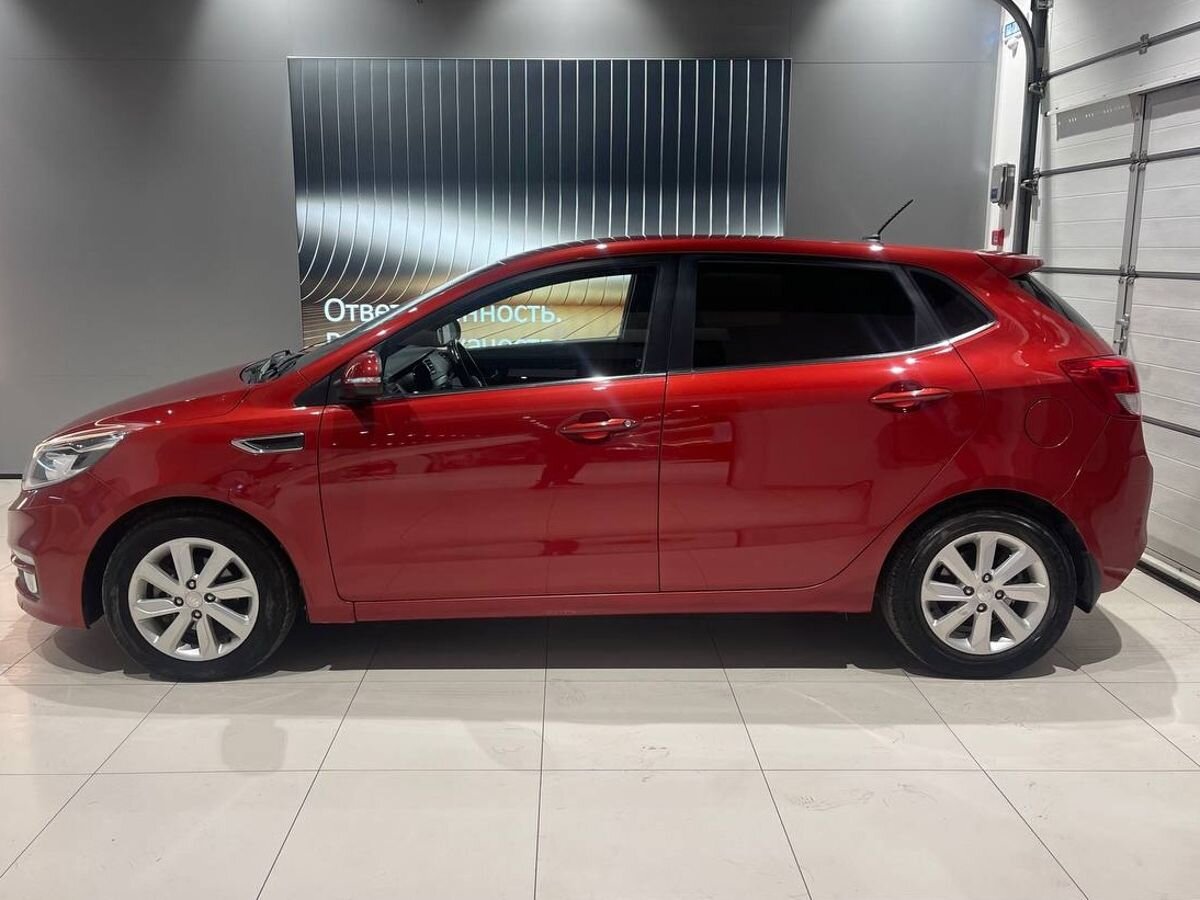 car-image