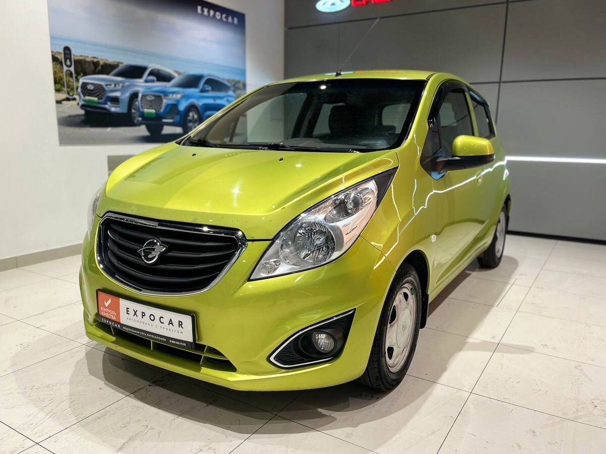 car-image