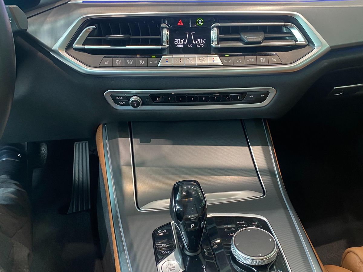 BMW X5 30d 3.0d AT (265 л.с.) 4WD Дизель 2019г