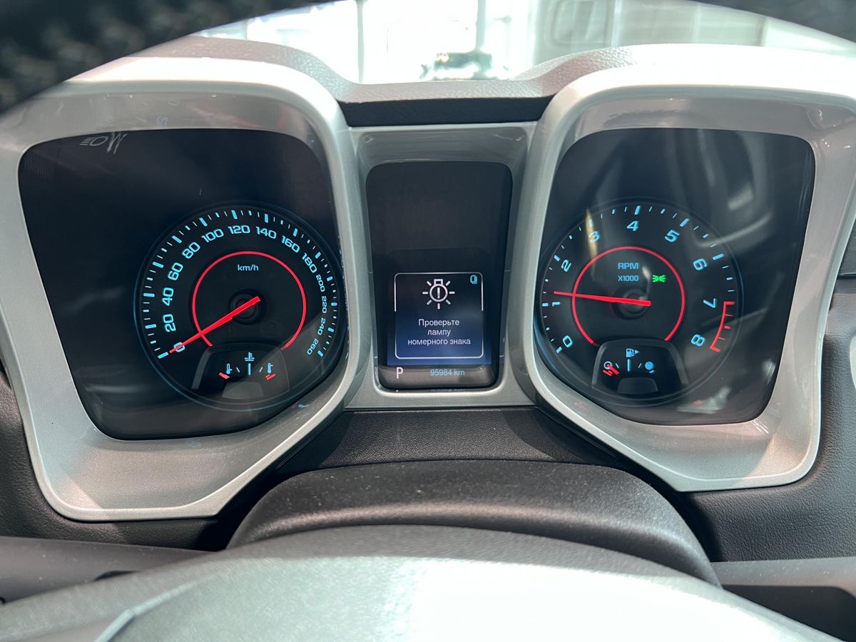 Chevrolet Camaro 3.6 AT (326 л.с.) Бензин 2014г