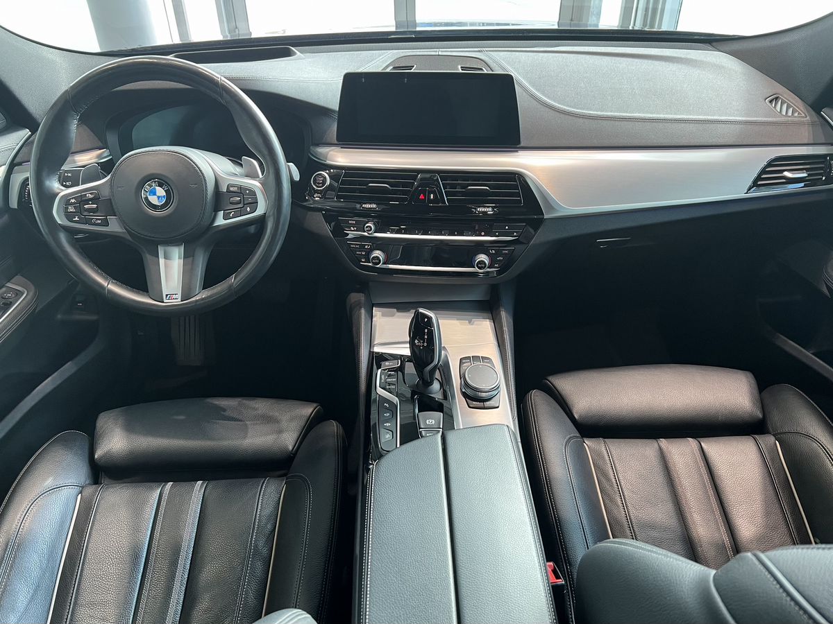 BMW 6 серии 640i xDrive 3.0 AT (340 л.с.) 4WD Бензин 2019г