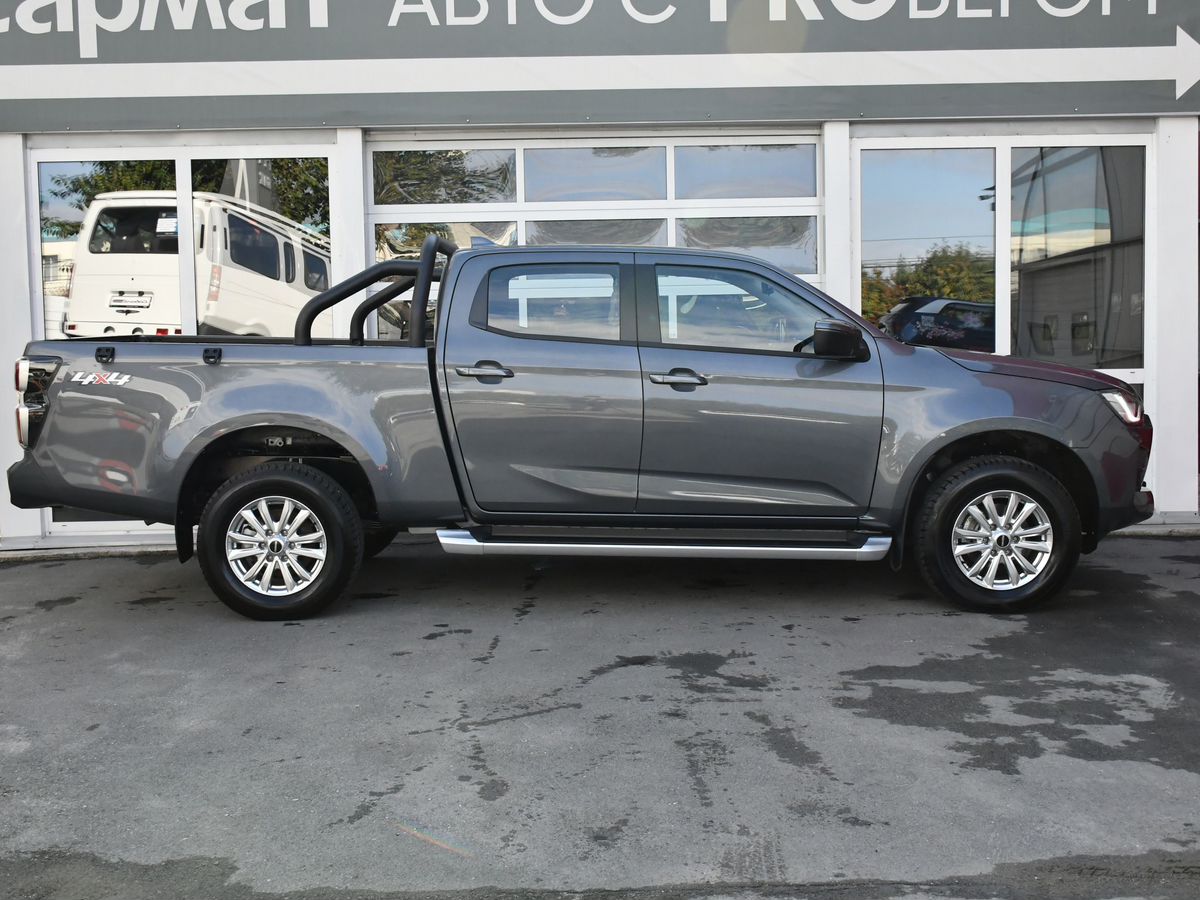 Isuzu D-Max