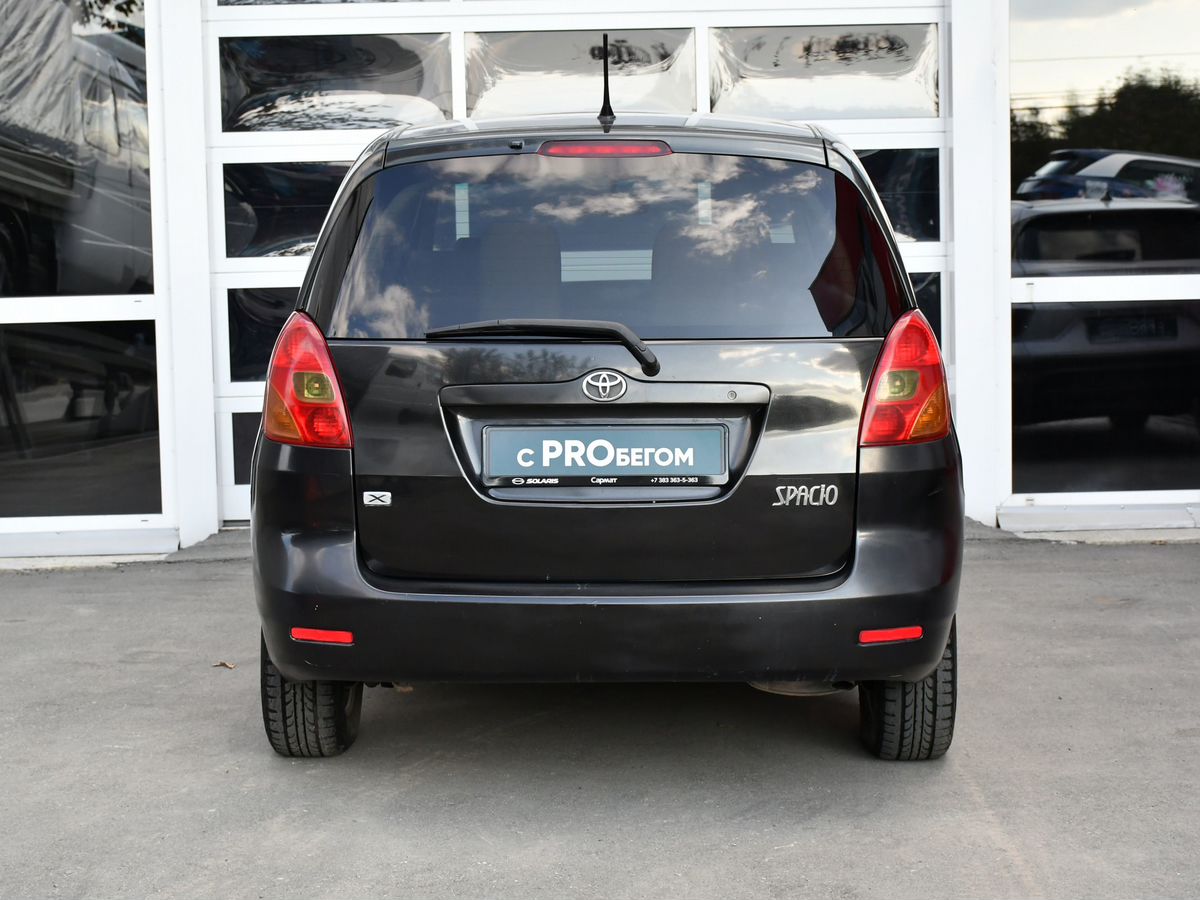 Toyota Corolla Spacio