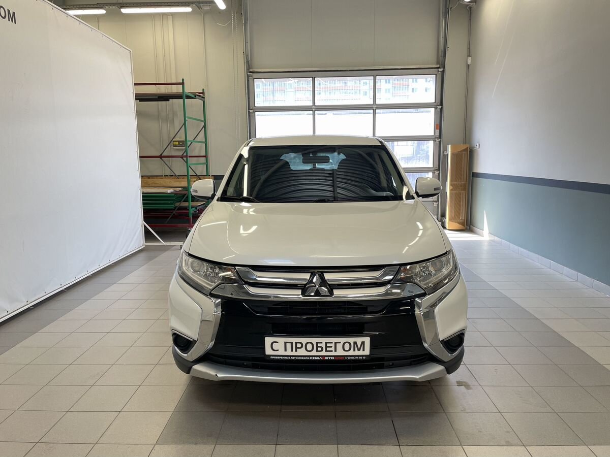 Mitsubishi Outlander 2018 1