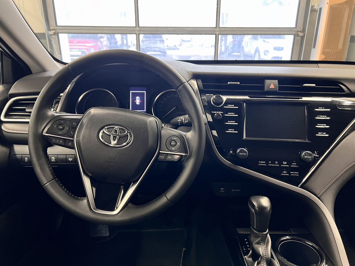 Toyota Camry 2020 15