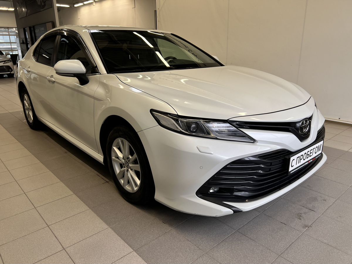 Toyota Camry 2020 0