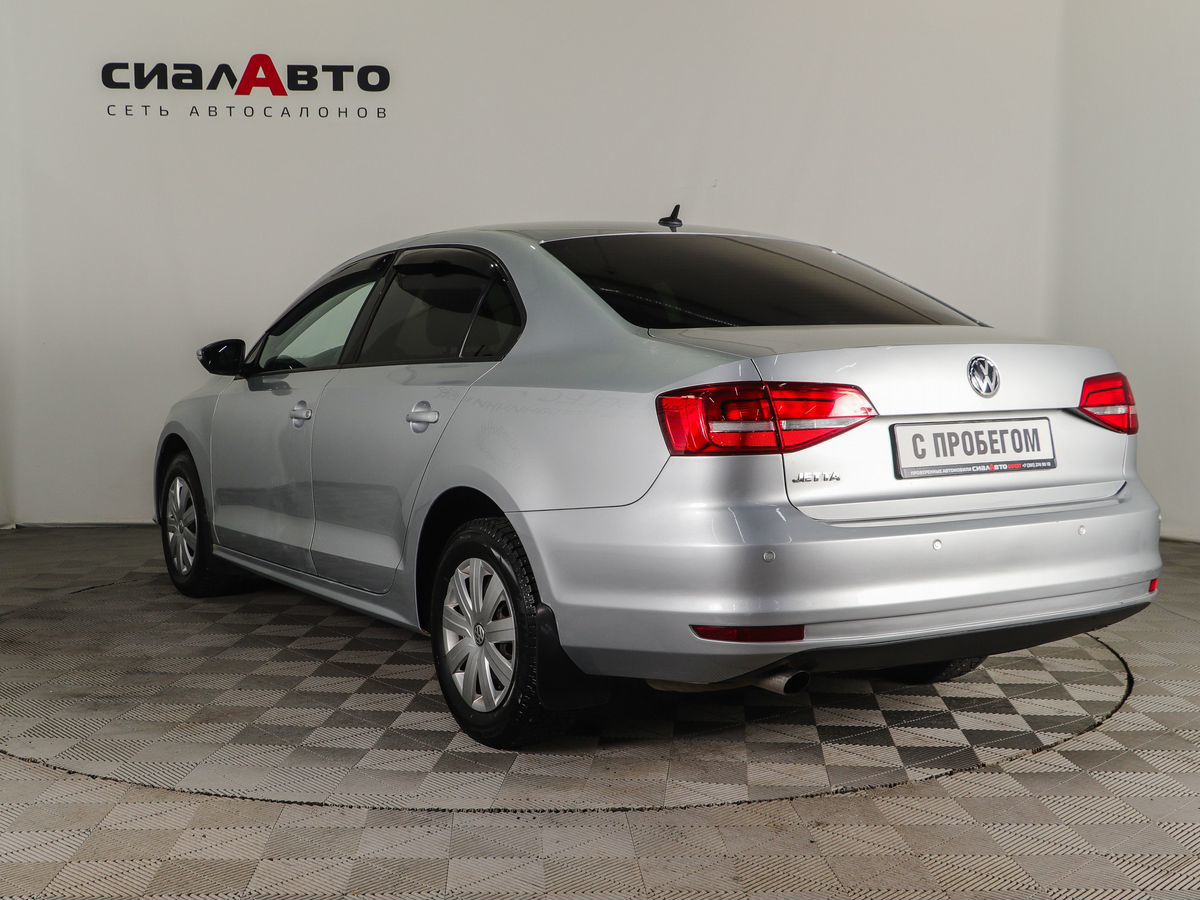 Volkswagen Jetta 2014 3