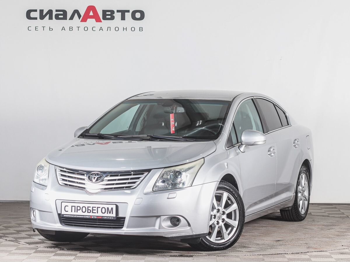 Toyota Avensis 2010 3