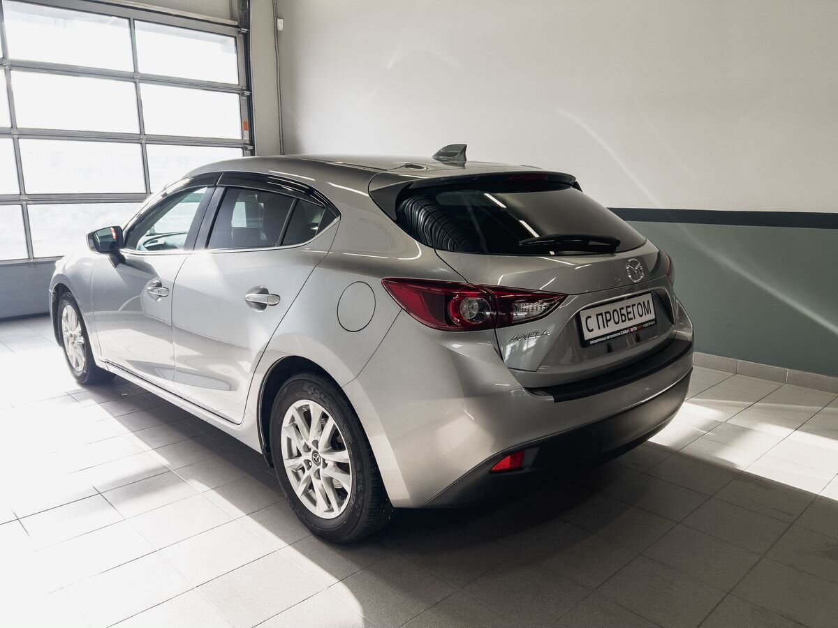 Mazda Axela 2013 6