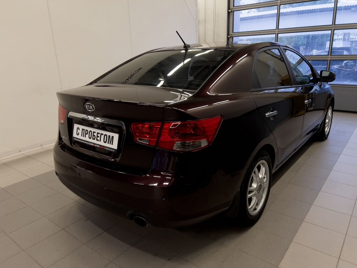 Kia Cerato 2010 4