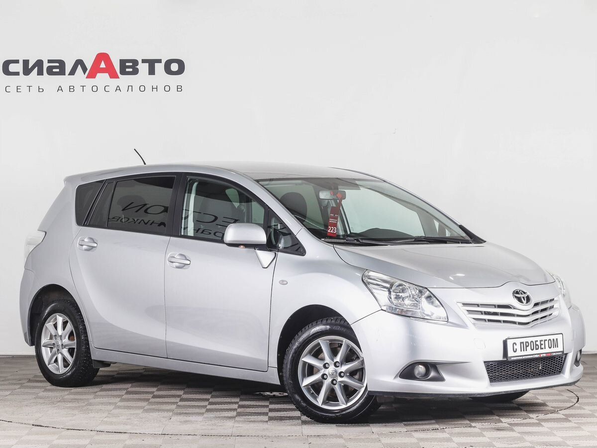 Toyota Verso 2012 Вариатор Передний Бензин 1.8