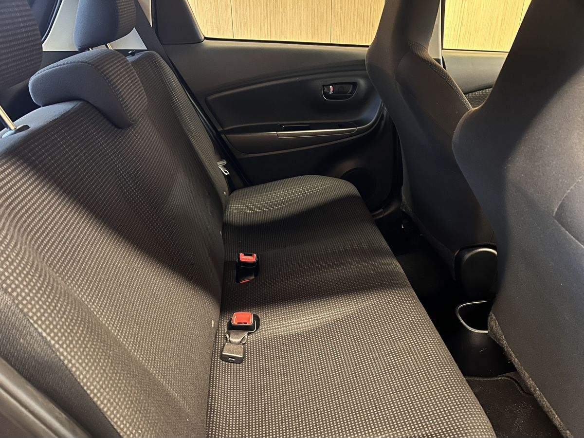 Toyota Vitz 2019 18