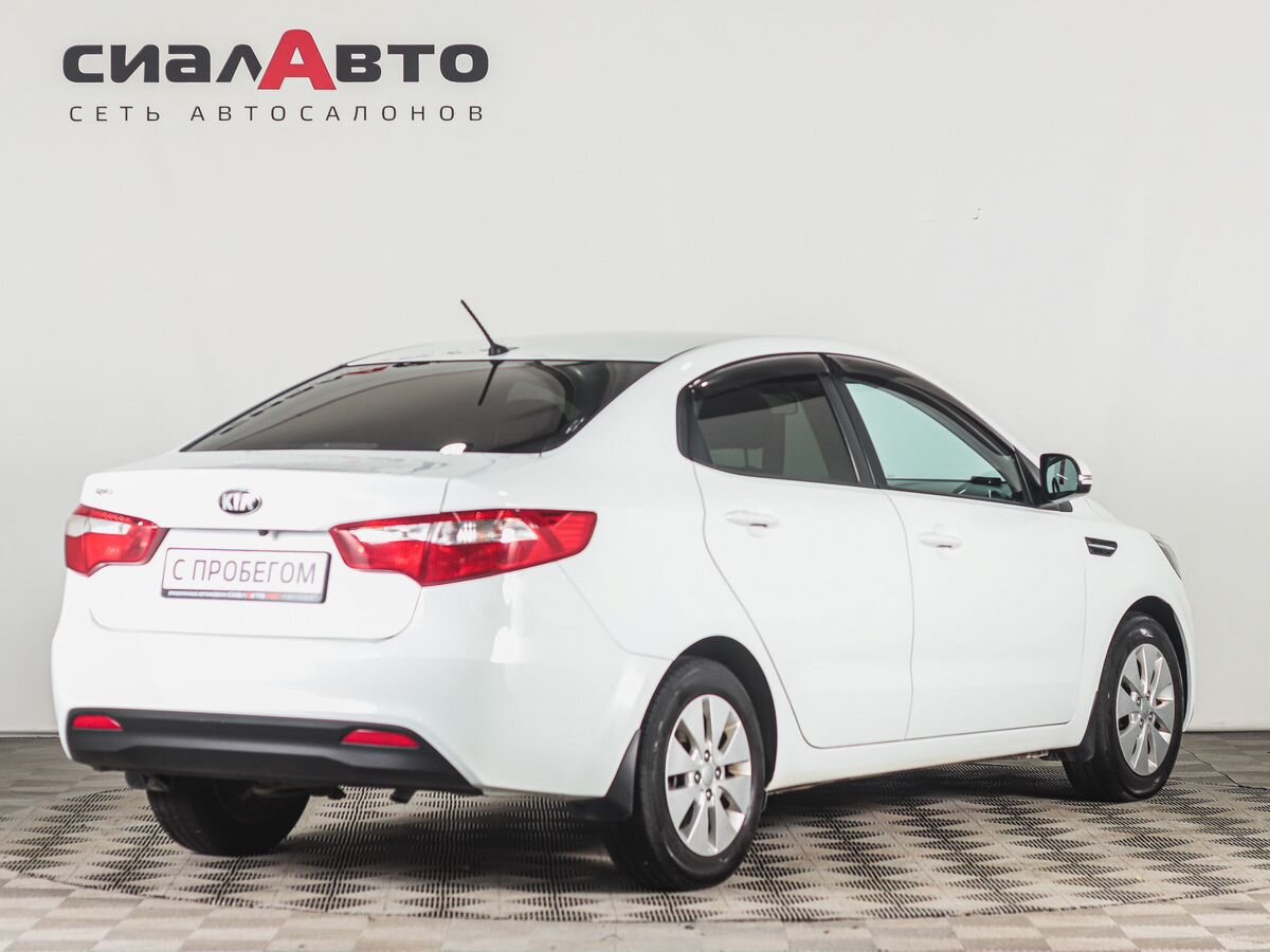 Kia Rio 2013 4