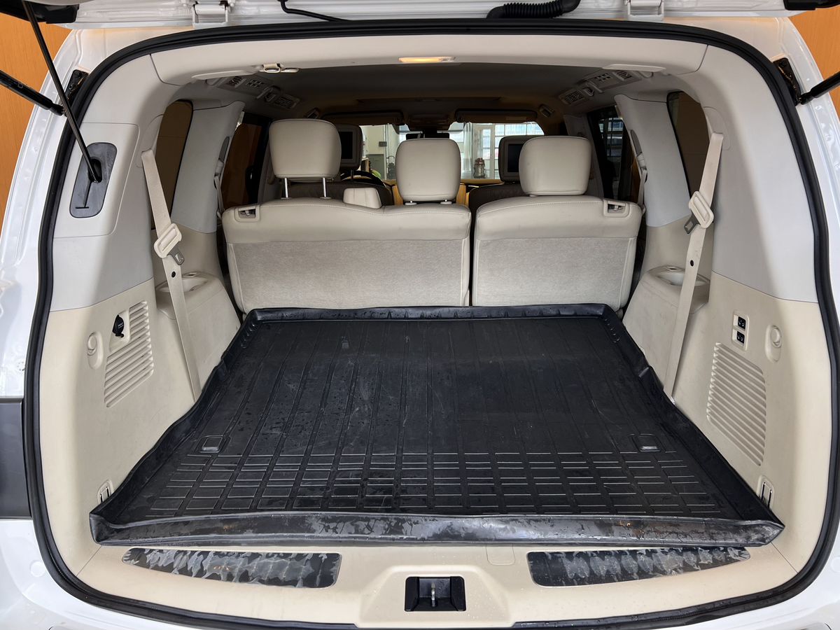 Infiniti QX80 2019 35