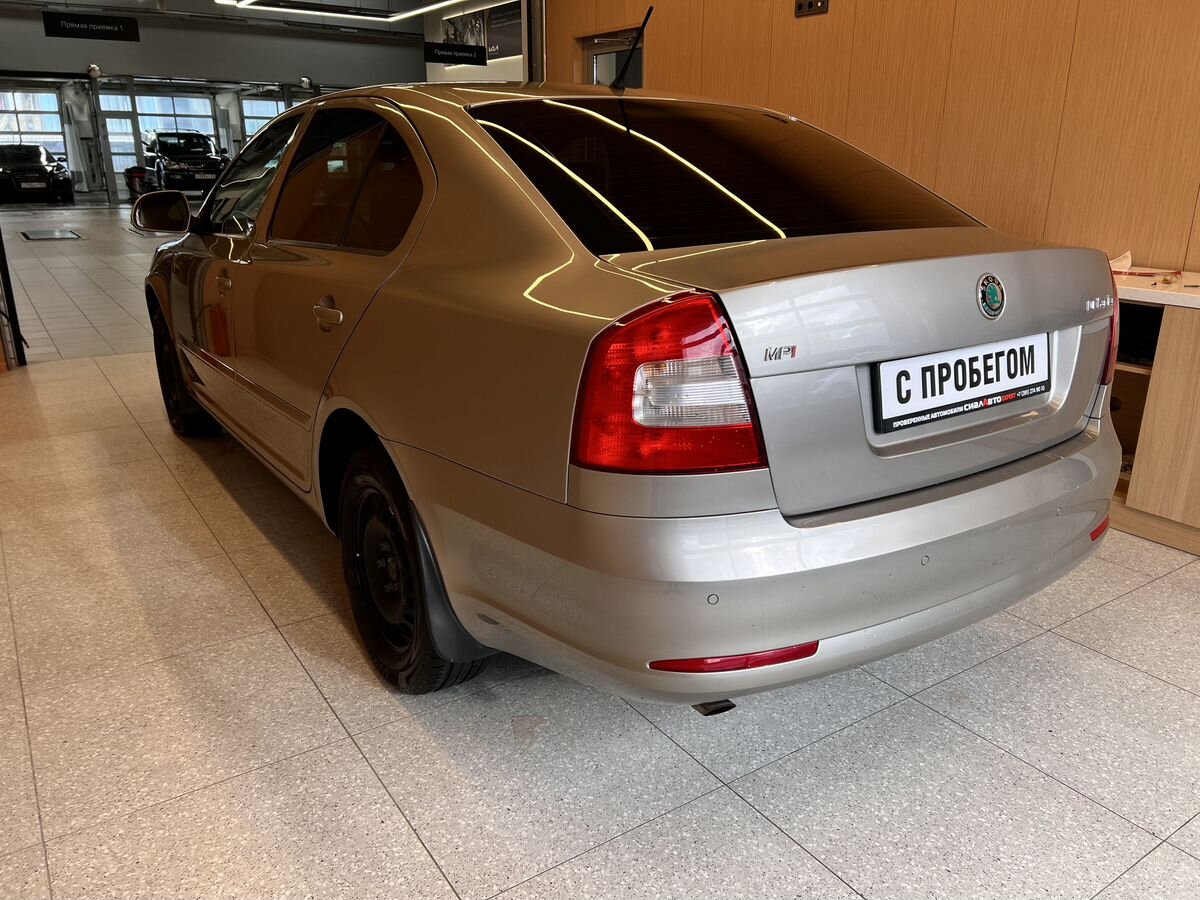 Skoda Octavia 2011 6