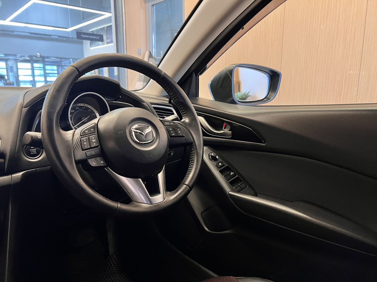 Mazda Axela 2014 19