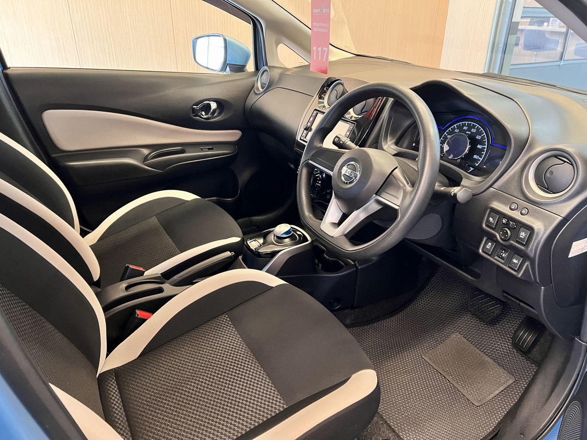 Nissan Note 2017 10