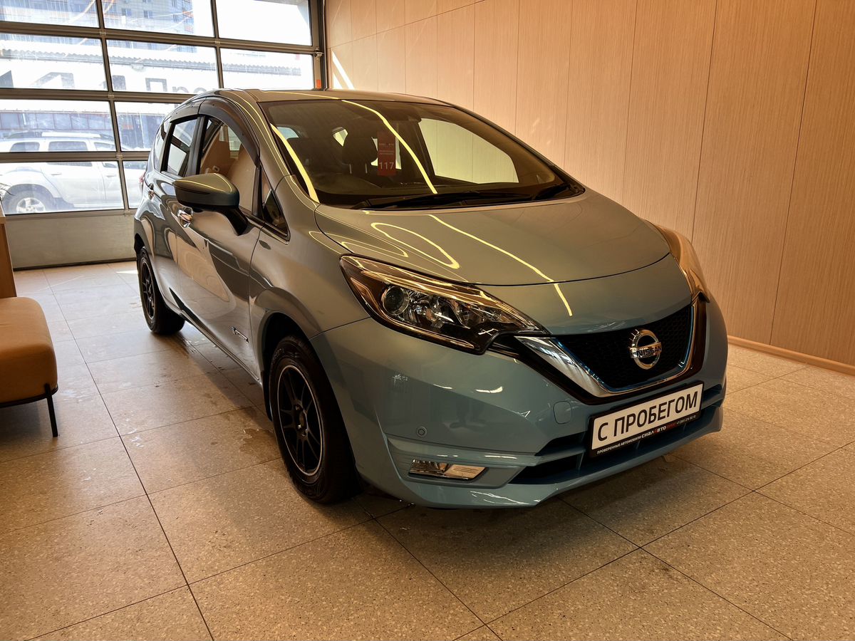 Nissan Note 2017 Автомат Передний Гибрид 1.2