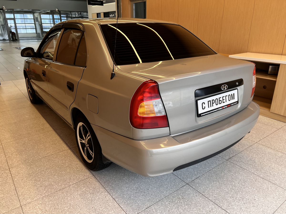 Hyundai Accent 2008 6