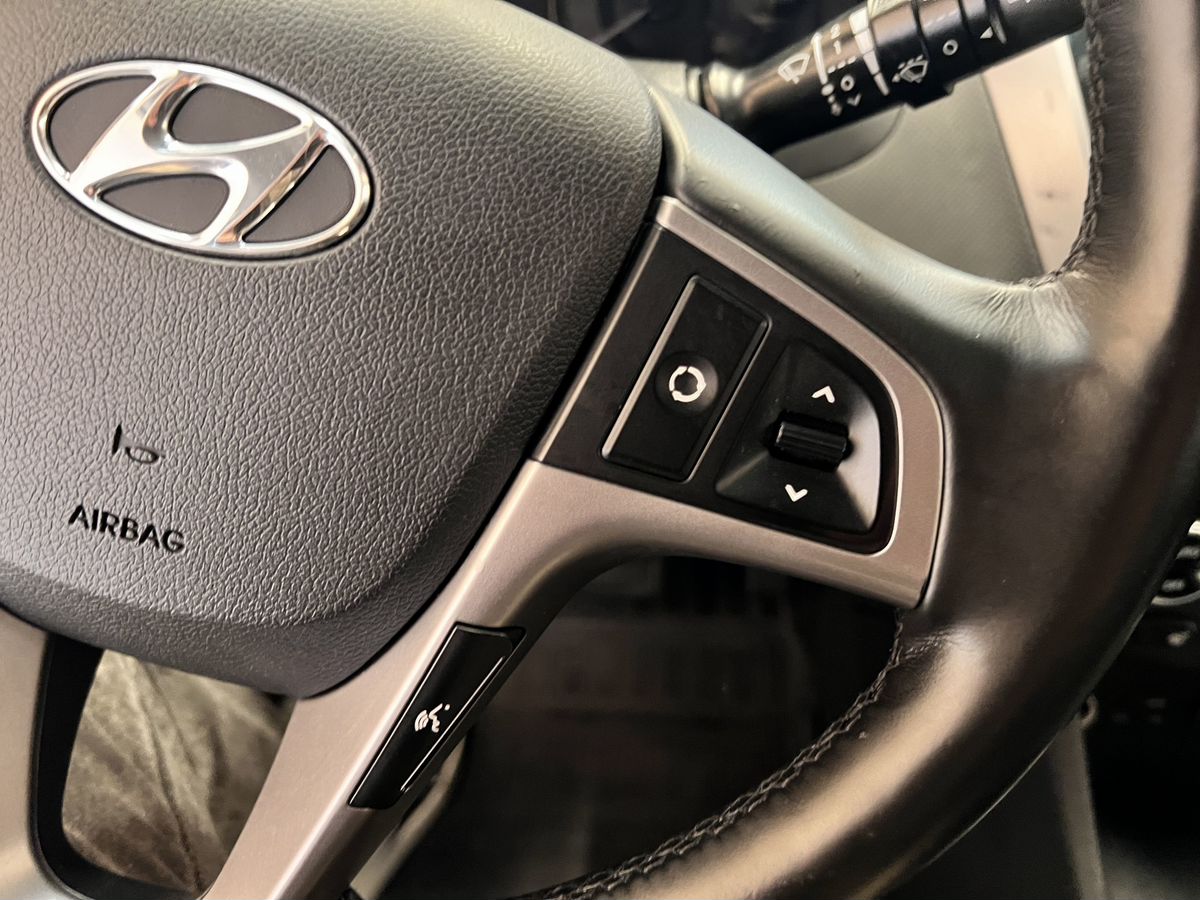 Hyundai Solaris 2015 15